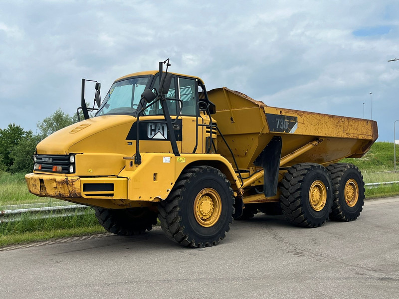 Caterpillar 730 - Articulated dump truck: picture 2 Caterpillar 730 - Articulated dump truck: picture 2