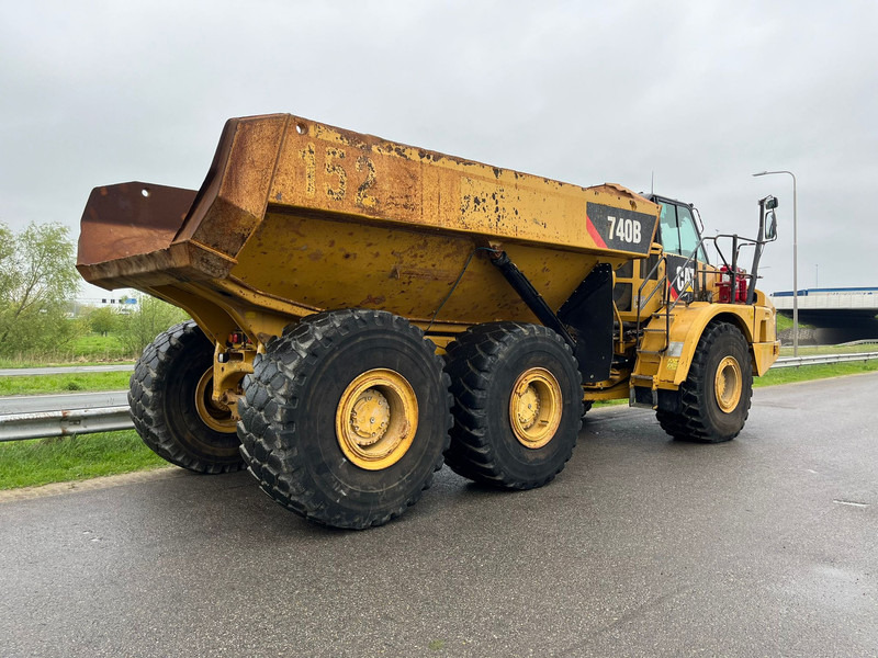 Caterpillar 740B - Articulated dump truck: picture 5 Caterpillar 740B - Articulated dump truck: picture 5