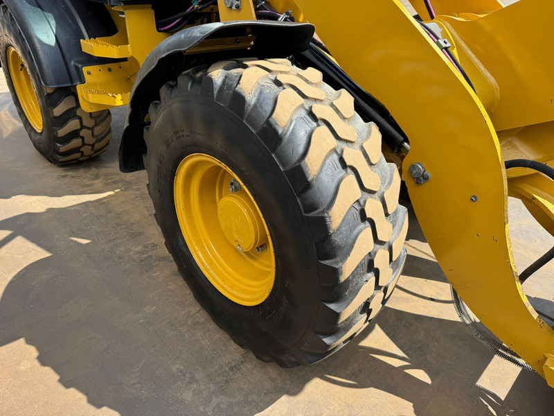 Wheel loader Caterpillar 908M: picture 18