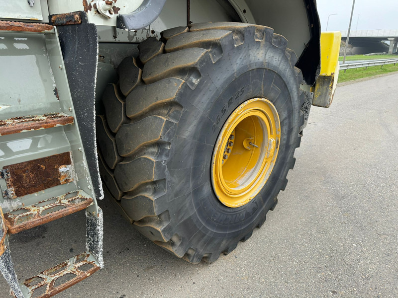 Wheel loader Caterpillar 972M XE: picture 9