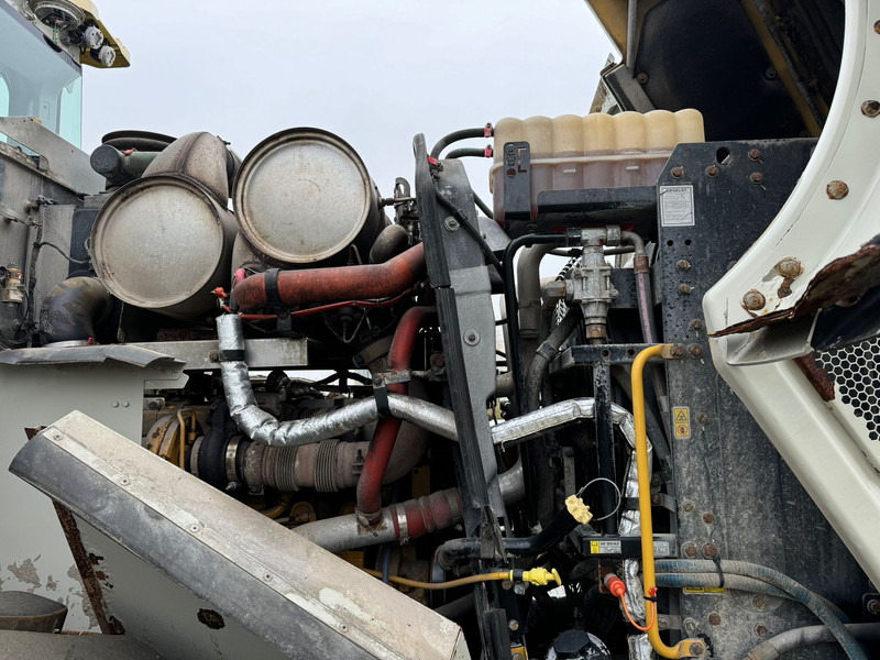 Wheel loader Caterpillar 972M XE: picture 11