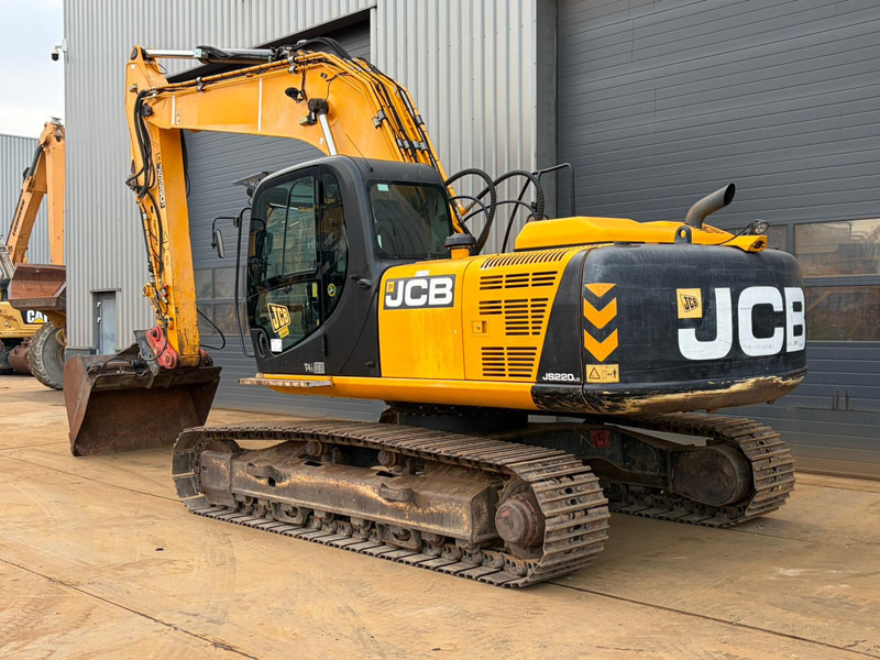 JCB JS220 - Crawler excavator: picture 3 JCB JS220 - Crawler excavator: picture 3