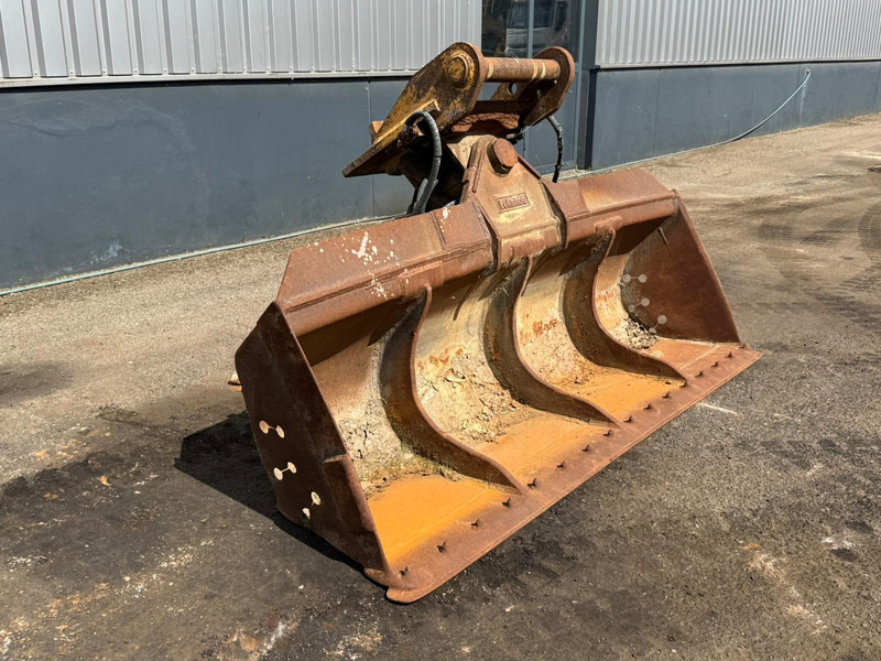 Lehnhoff Kantelbak NGT-2400 MS25 - Bucket: picture 3 Lehnhoff Kantelbak NGT-2400 MS25 - Bucket: picture 3