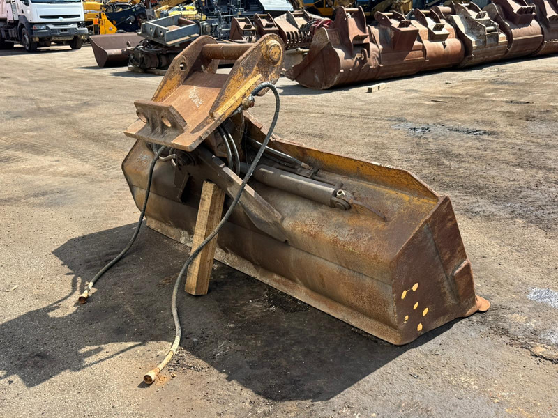 Lehnhoff Kantelbak NGT-2400 MS25 - Bucket: picture 5 Lehnhoff Kantelbak NGT-2400 MS25 - Bucket: picture 5