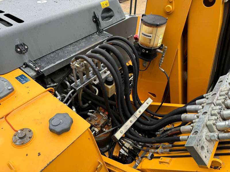 Material handler Liebherr A904C - Material Handler: picture 20