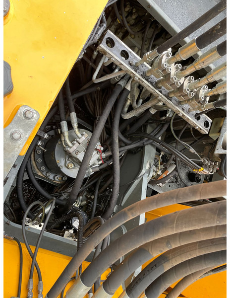 Material handler Liebherr LH30 M - Material Handler: picture 18 Material handler Liebherr LH30 M - Material Handler: picture 18