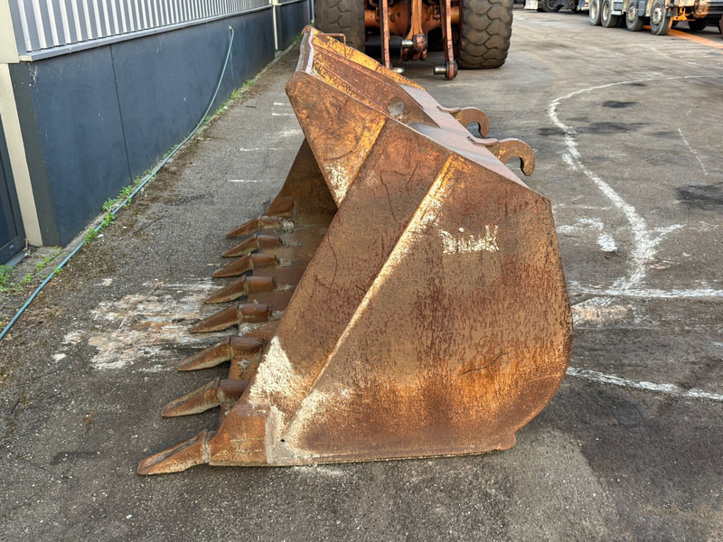 Onbekend WG-2500 Volvo small - Bucket: picture 2 Onbekend WG-2500 Volvo small - Bucket: picture 2
