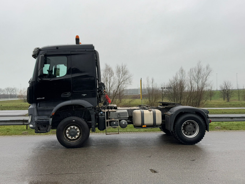 MERCEDESBENZ Arocs 2043 4x4 Tractor Head - Tractor unit: picture 2 MERCEDESBENZ Arocs 2043 4x4 Tractor Head - Tractor unit: picture 2