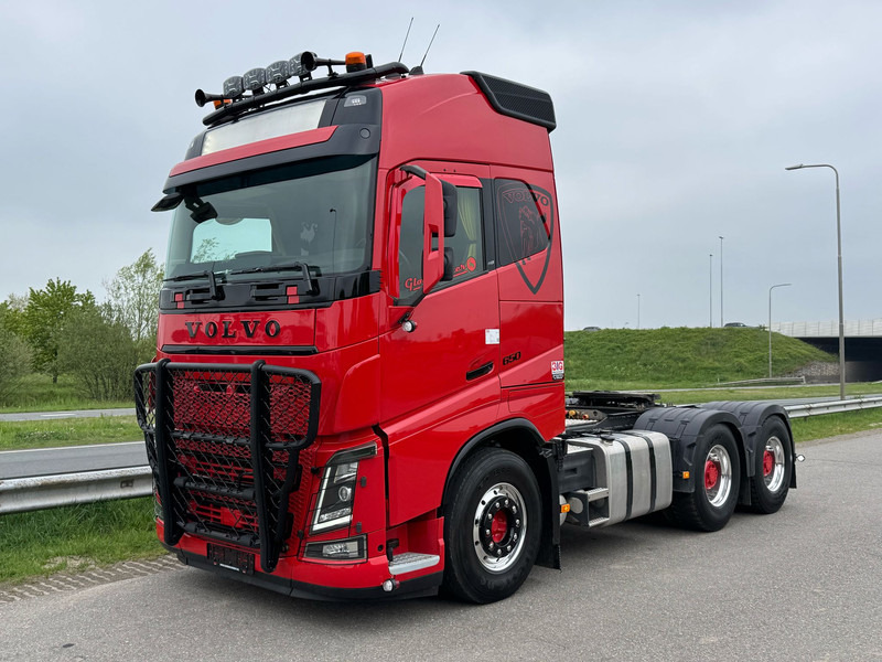 Volvo FH16 650 6x4 - Tractor unit: picture 1 Volvo FH16 650 6x4 - Tractor unit: picture 1