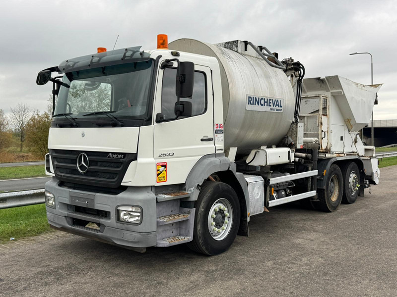 MERCEDESBENZ Axor 2533 6x2x4 Rincheval Bitumensprayer / chip spreader - Truck: picture 1 MERCEDESBENZ Axor 2533 6x2x4 Rincheval Bitumensprayer / chip spreader - Truck: picture 1