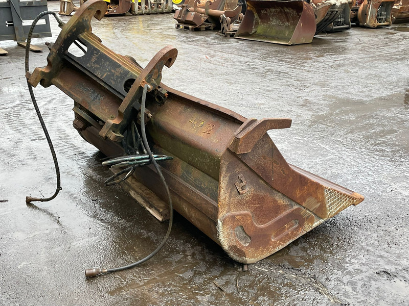 Verachtert tilting bucket CW-40 bucket witdh: 2400mm - Bucket: picture 5 Verachtert tilting bucket CW-40 bucket witdh: 2400mm - Bucket: picture 5