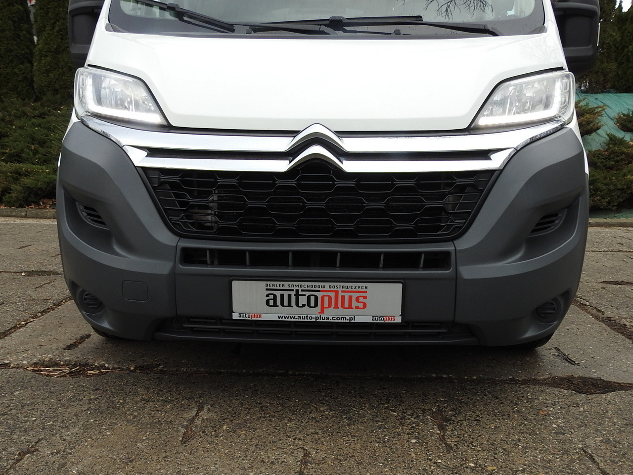 Refrigerated delivery van CITROEN JUMPER REFRIGERATOR VAN -5*C LED LIGHTS AIR CONDITIONING 130HP: picture 15 Refrigerated delivery van CITROEN JUMPER REFRIGERATOR VAN -5*C LED LIGHTS AIR CONDITIONING 130HP: picture 15