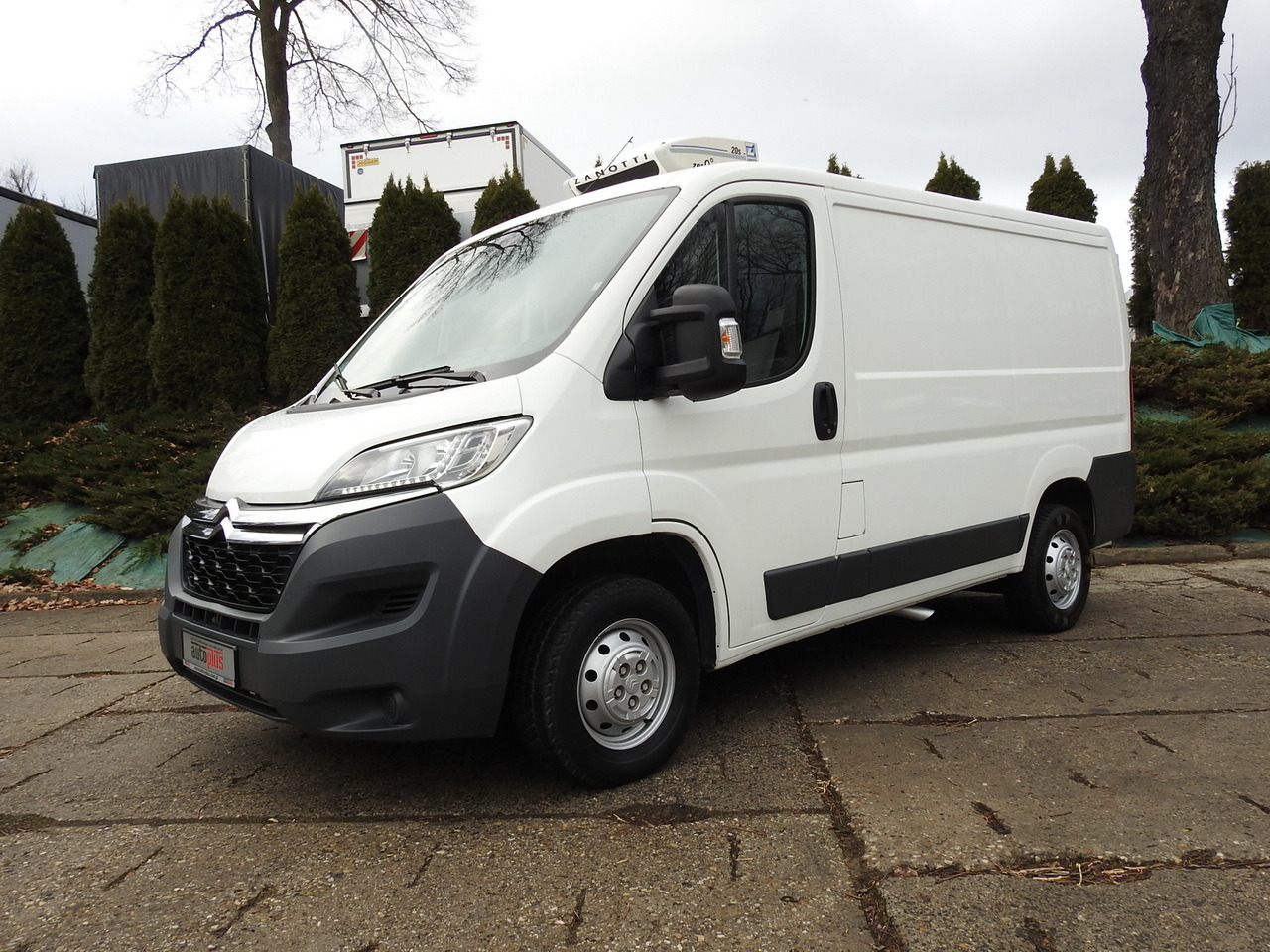Refrigerated delivery van CITROEN JUMPER REFRIGERATOR VAN -5*C LED LIGHTS AIR CONDITIONING 130HP: picture 23 Refrigerated delivery van CITROEN JUMPER REFRIGERATOR VAN -5*C LED LIGHTS AIR CONDITIONING 130HP: picture 23