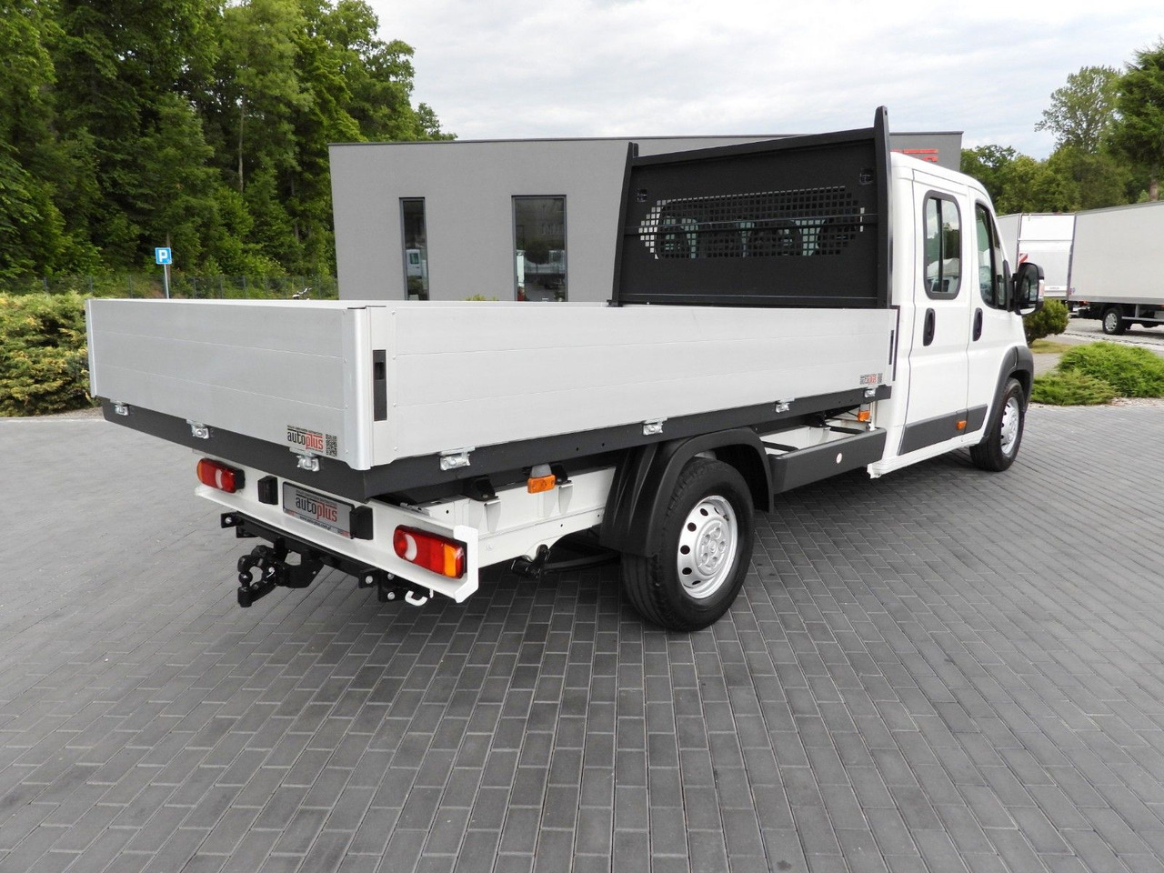 Citroën JUMPER PRITSCHE DOPPELKABINE DOKA 7 SITZE - Open body delivery van, Crew cab van: picture 3 Citroën JUMPER PRITSCHE DOPPELKABINE DOKA 7 SITZE - Open body delivery van, Crew cab van: picture 3