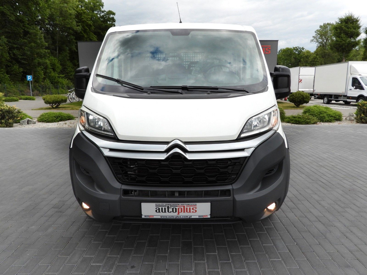 Citroën JUMPER PRITSCHE DOPPELKABINE DOKA 7 SITZE - Open body delivery van, Crew cab van: picture 5 Citroën JUMPER PRITSCHE DOPPELKABINE DOKA 7 SITZE - Open body delivery van, Crew cab van: picture 5