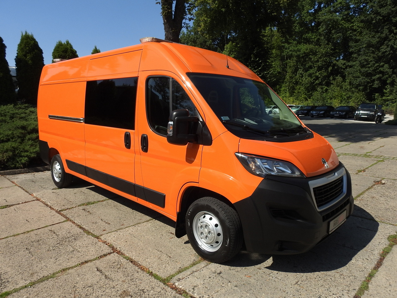 PEUGEOT BOXER BOX DELIVERY VAN 7 SEATS AIR CONDITIONING 120HP - Commercial vehicle: picture 4 PEUGEOT BOXER BOX DELIVERY VAN 7 SEATS AIR CONDITIONING 120HP - Commercial vehicle: picture 4