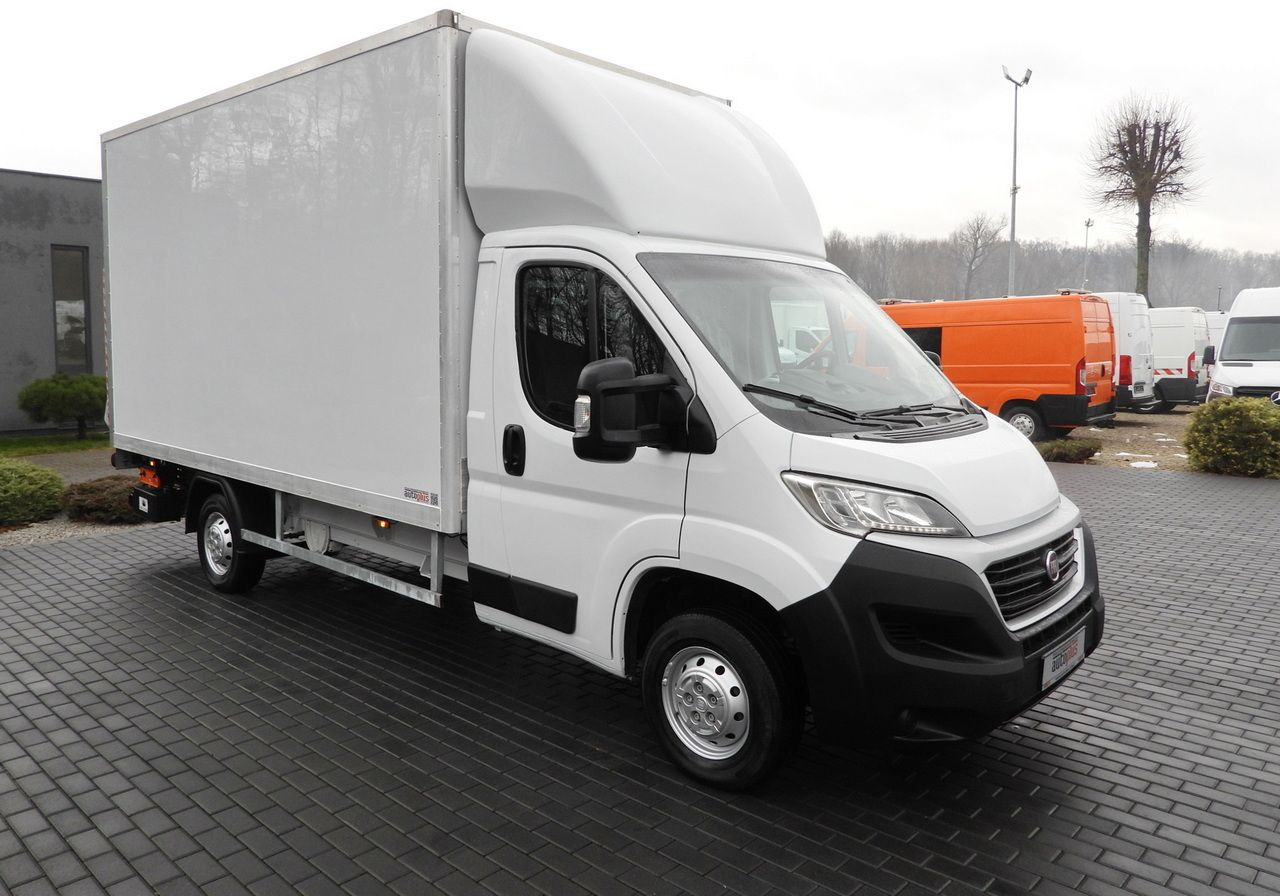 FIAT DUCATO BOX LIFT 8 PALLETS CRUISE CONTROL NAVIGATION LED LIGHTS AIR CONDITIONING 130HP - Closed box van: picture 4 FIAT DUCATO BOX LIFT 8 PALLETS CRUISE CONTROL NAVIGATION LED LIGHTS AIR CONDITIONING 130HP - Closed box van: picture 4