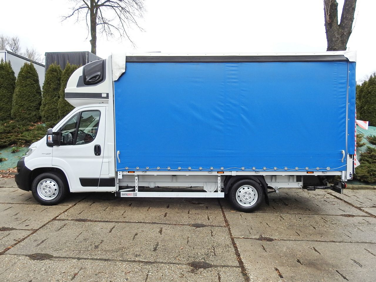 Curtain side van FIAT DUCATO TARPAULIN LIFT 9 PALLETS WEBASTO CRUISE CONTROL A/C LED LAMP 180HP: picture 9 Curtain side van FIAT DUCATO TARPAULIN LIFT 9 PALLETS WEBASTO CRUISE CONTROL A/C LED LAMP 180HP: picture 9