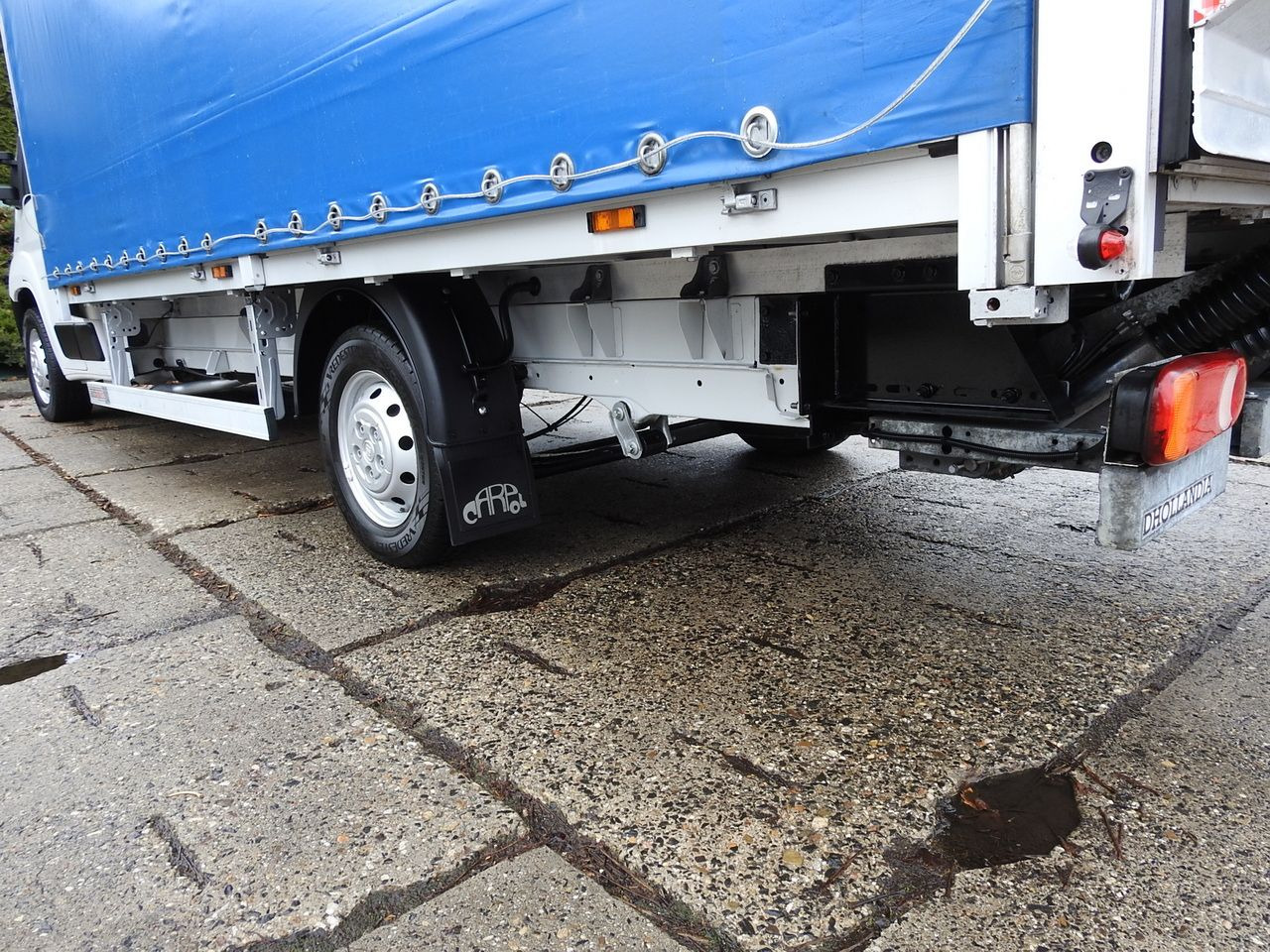 Curtain side van FIAT DUCATO TARPAULIN LIFT 9 PALLETS WEBASTO CRUISE CONTROL A/C LED LAMP 180HP: picture 17 Curtain side van FIAT DUCATO TARPAULIN LIFT 9 PALLETS WEBASTO CRUISE CONTROL A/C LED LAMP 180HP: picture 17