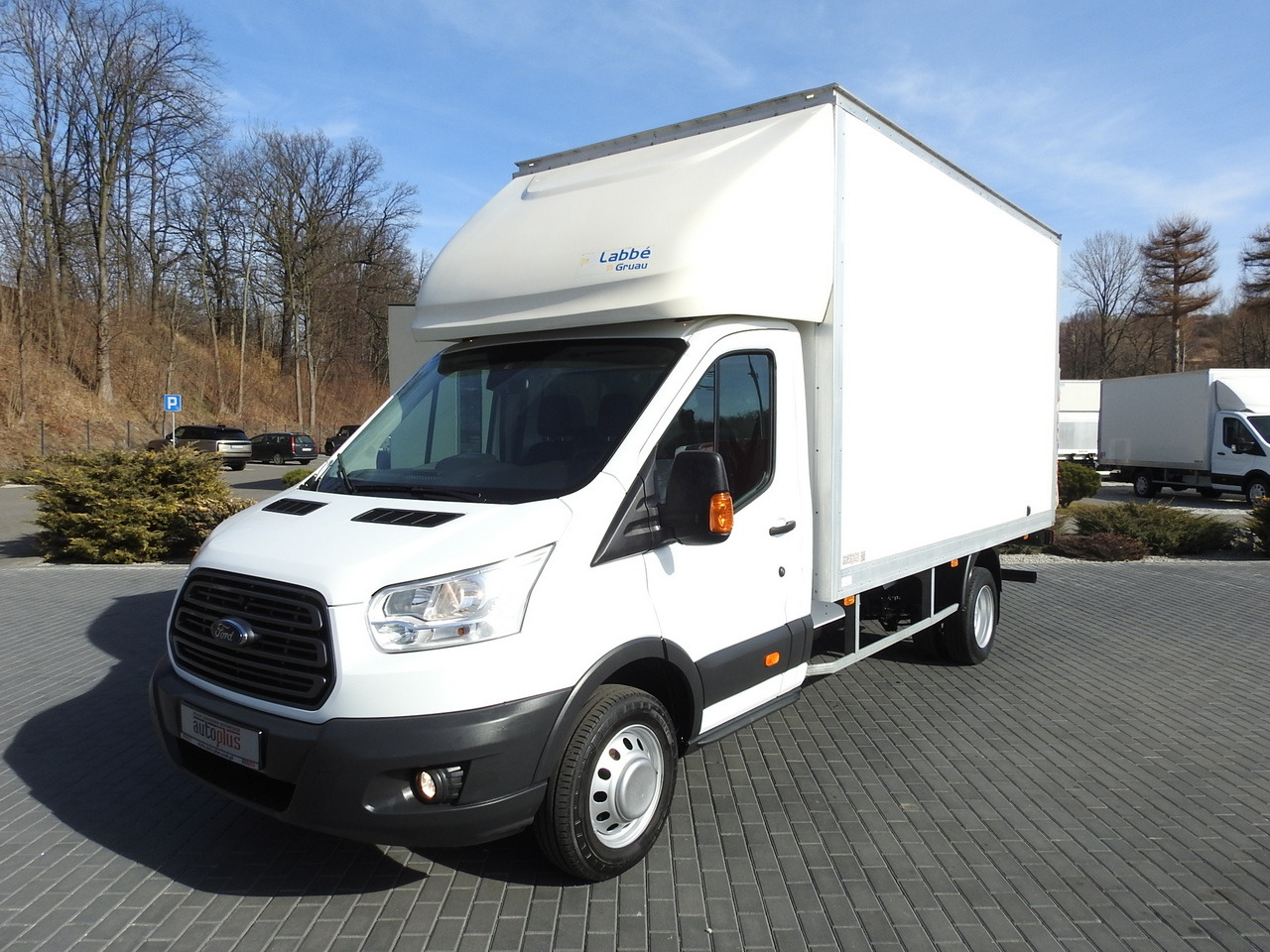Closed box van FORD TRANSIT  BOX LIFT 8 PALLETS CRUISE CONTROL LED LIGHTS TWIN WHEELS AIR CONDITIONING  170HP: picture 19