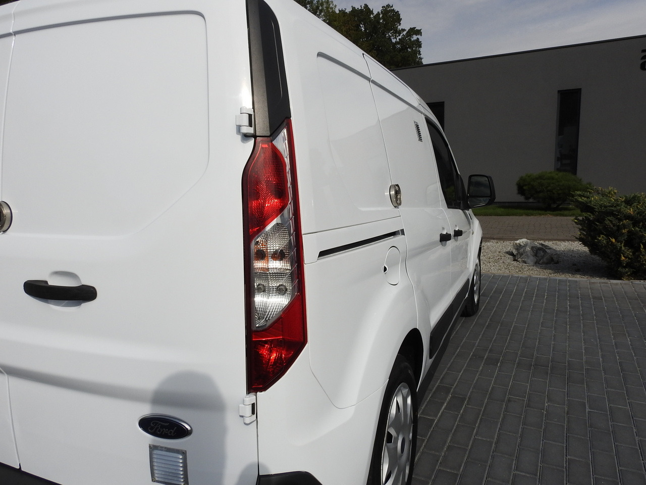 Panel van FORD TRANSIT CONNECT VAN CRUISE CONTROL NAVIGATION AIR CONDITIONING  100HP: picture 17