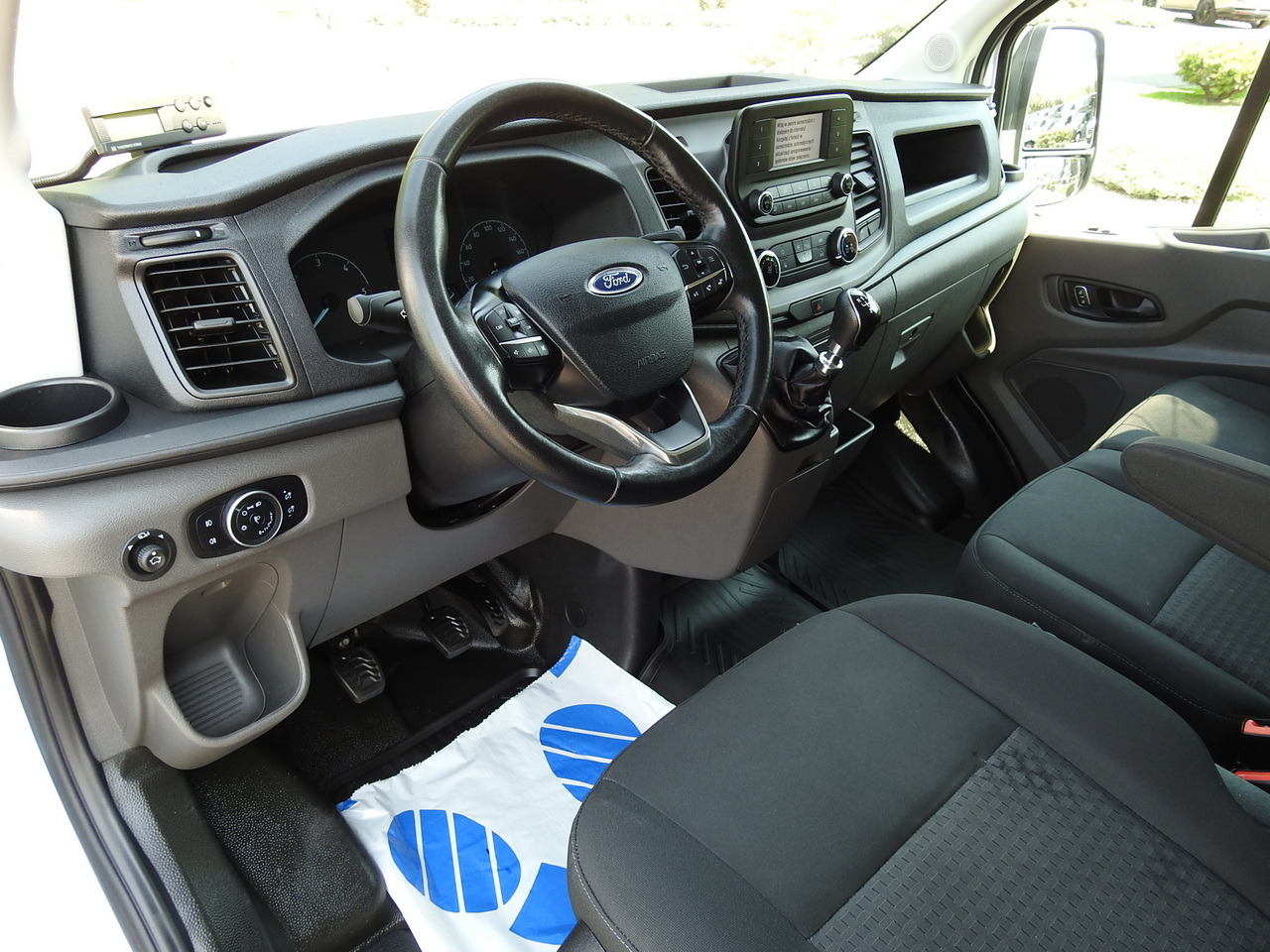 FORD TRANSIT REFRIGERATOR VAN 0*C HEATING FUNCTION CRUISE CONTROL AIR CONDITIONING LED LIGHTS 130HP - Refrigerated delivery van: picture 2 FORD TRANSIT REFRIGERATOR VAN 0*C HEATING FUNCTION CRUISE CONTROL AIR CONDITIONING LED LIGHTS 130HP - Refrigerated delivery van: picture 2