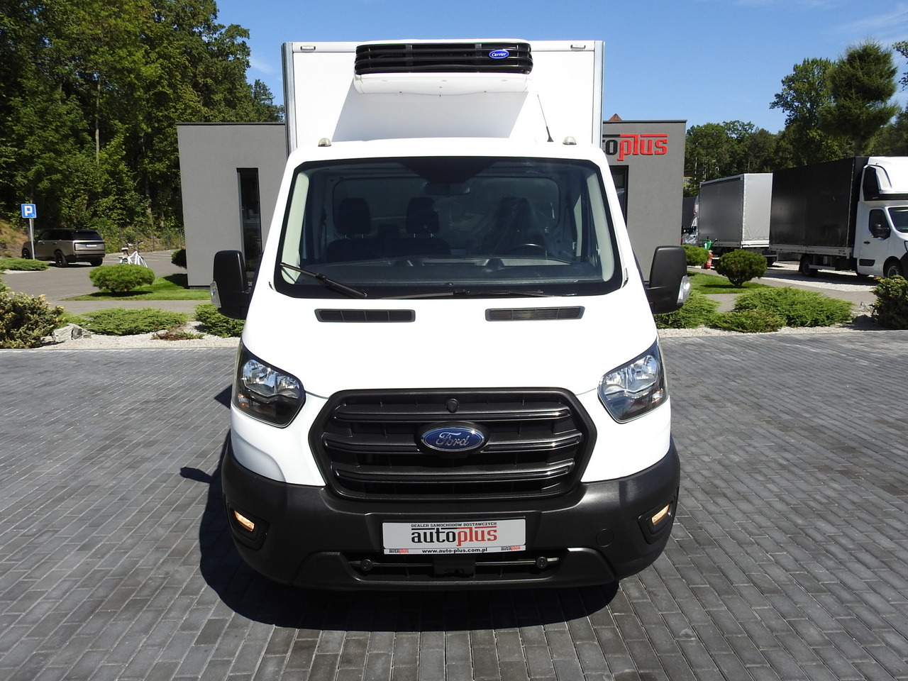 FORD TRANSIT REGRIGERATOR BOX 0*C POWER SUPPLY 230V CRUISE CONTROL AIR CONDITIONING TWIN WHEELS 170HP - Refrigerated delivery van: picture 5 FORD TRANSIT REGRIGERATOR BOX 0*C POWER SUPPLY 230V CRUISE CONTROL AIR CONDITIONING TWIN WHEELS 170HP - Refrigerated delivery van: picture 5