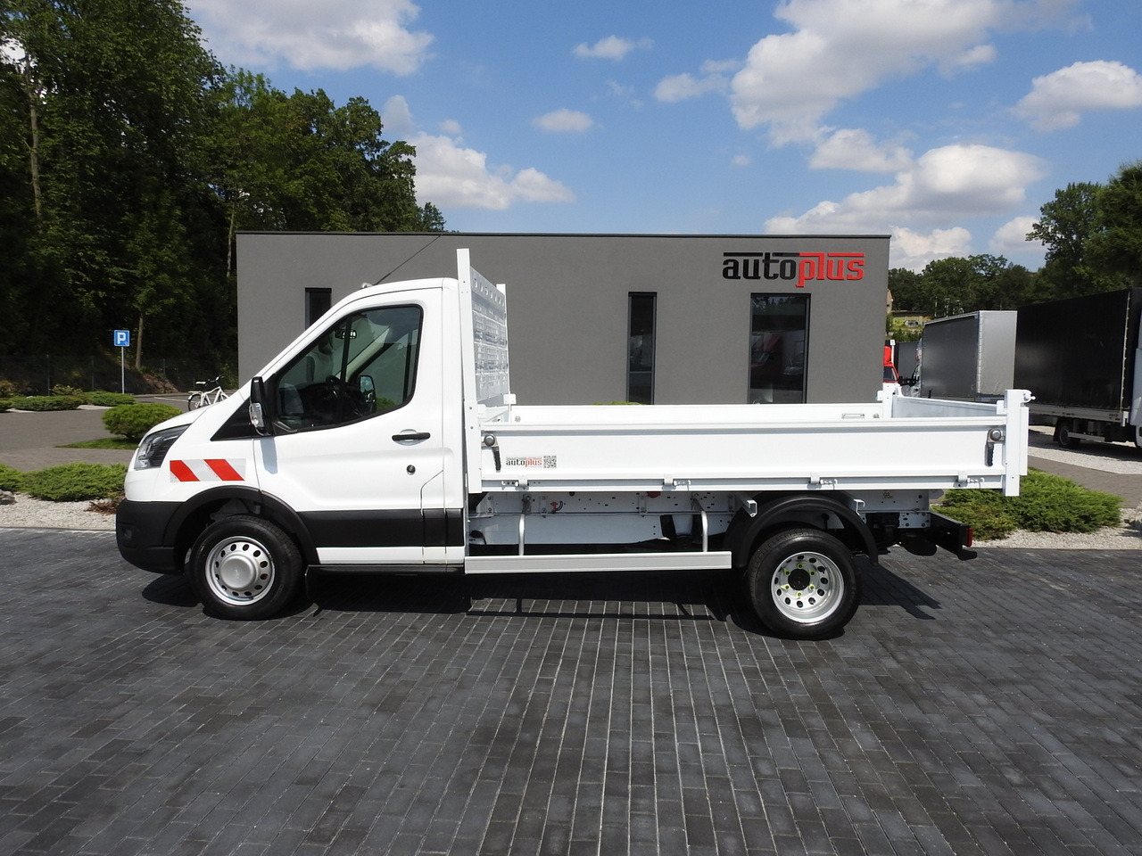 Tipper van FORD TRANSIT TIPPER CRUISE CONTROL AIR CONDITIONING TWIN WHEELS  170HP: picture 8