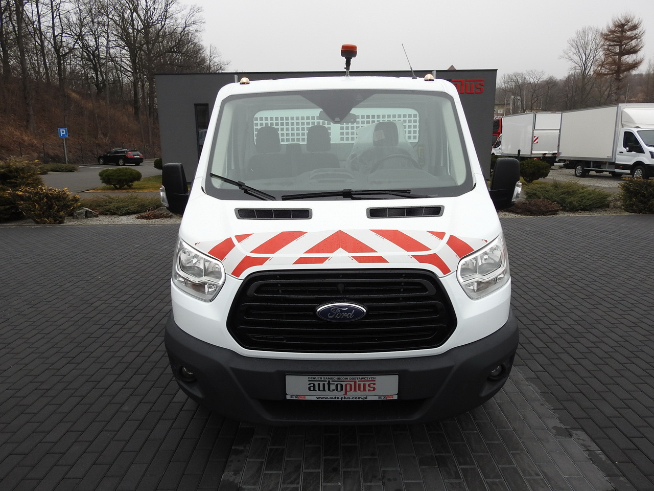 Tipper van FORD TRANSIT TIPPER CRUISE CONTROL AIR CONDITIONING TWIN WHEELS  170HP: picture 5