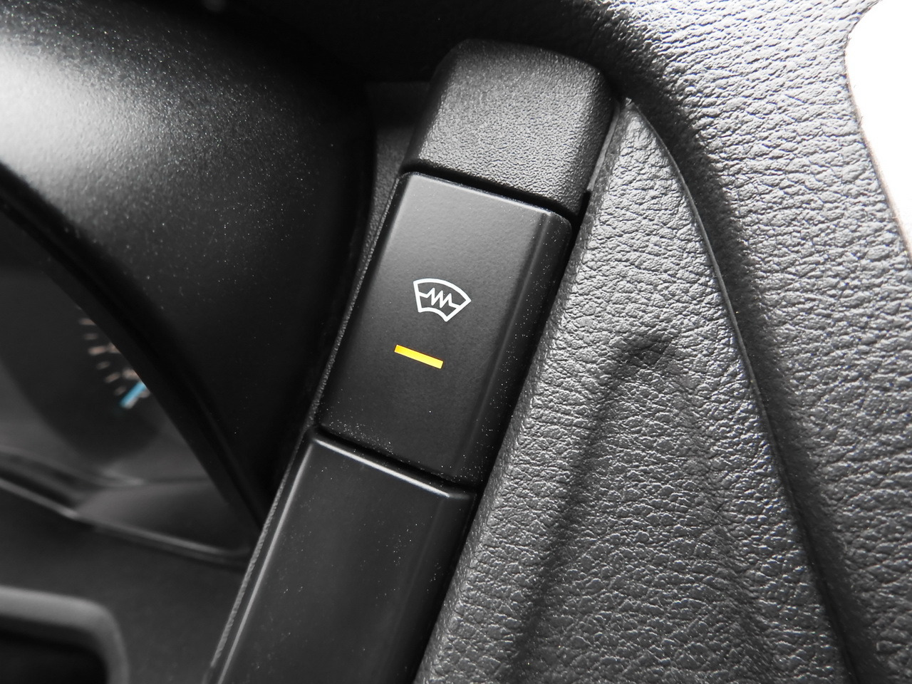 Tipper van FORD TRANSIT TIPPER CRUISE CONTROL AIR CONDITIONING TWIN WHEELS 170HP: picture 35 Tipper van FORD TRANSIT TIPPER CRUISE CONTROL AIR CONDITIONING TWIN WHEELS 170HP: picture 35