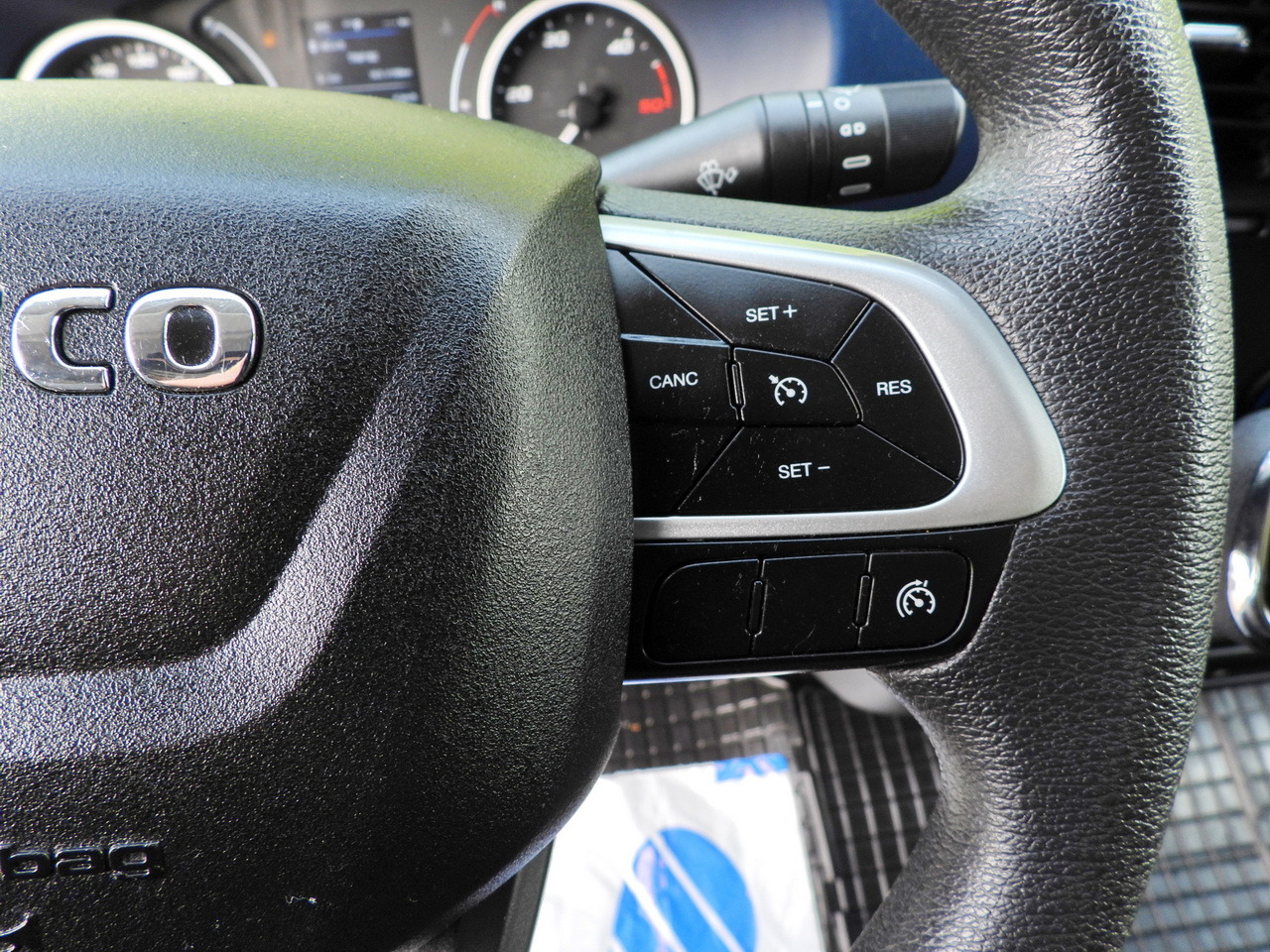 Leasing of IVECO DAILY 35S14 REFRIGERATOR VAN -10*C POWER SUPPLY 230V CRUISE CONTROL AUTOMATIC TRANSMISSION HI-MATIC AIR CONDITIONING  140HP IVECO DAILY 35S14 REFRIGERATOR VAN -10*C POWER SUPPLY 230V CRUISE CONTROL AUTOMATIC TRANSMISSION HI-MATIC AIR CONDITIONING  140HP: picture 39