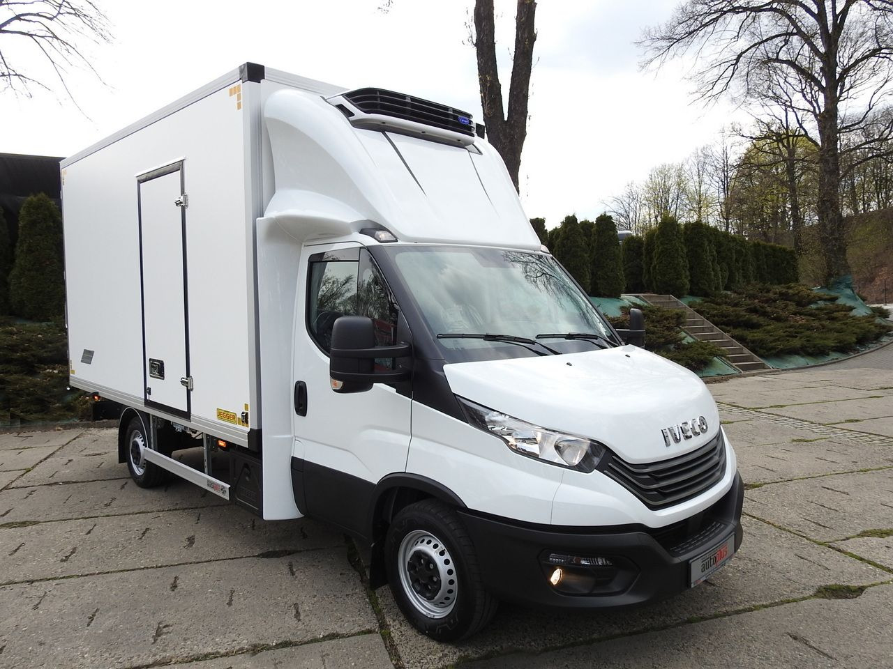 New Refrigerated delivery van IVECO DAILY 35S16 NEW REGRIGERATOR BOX -10*C 8 PALLETS HEATING FUNCTION POWER SUPPLY 230V CRUISE CONTROL AIR CONDITIONING 160HP: picture 23