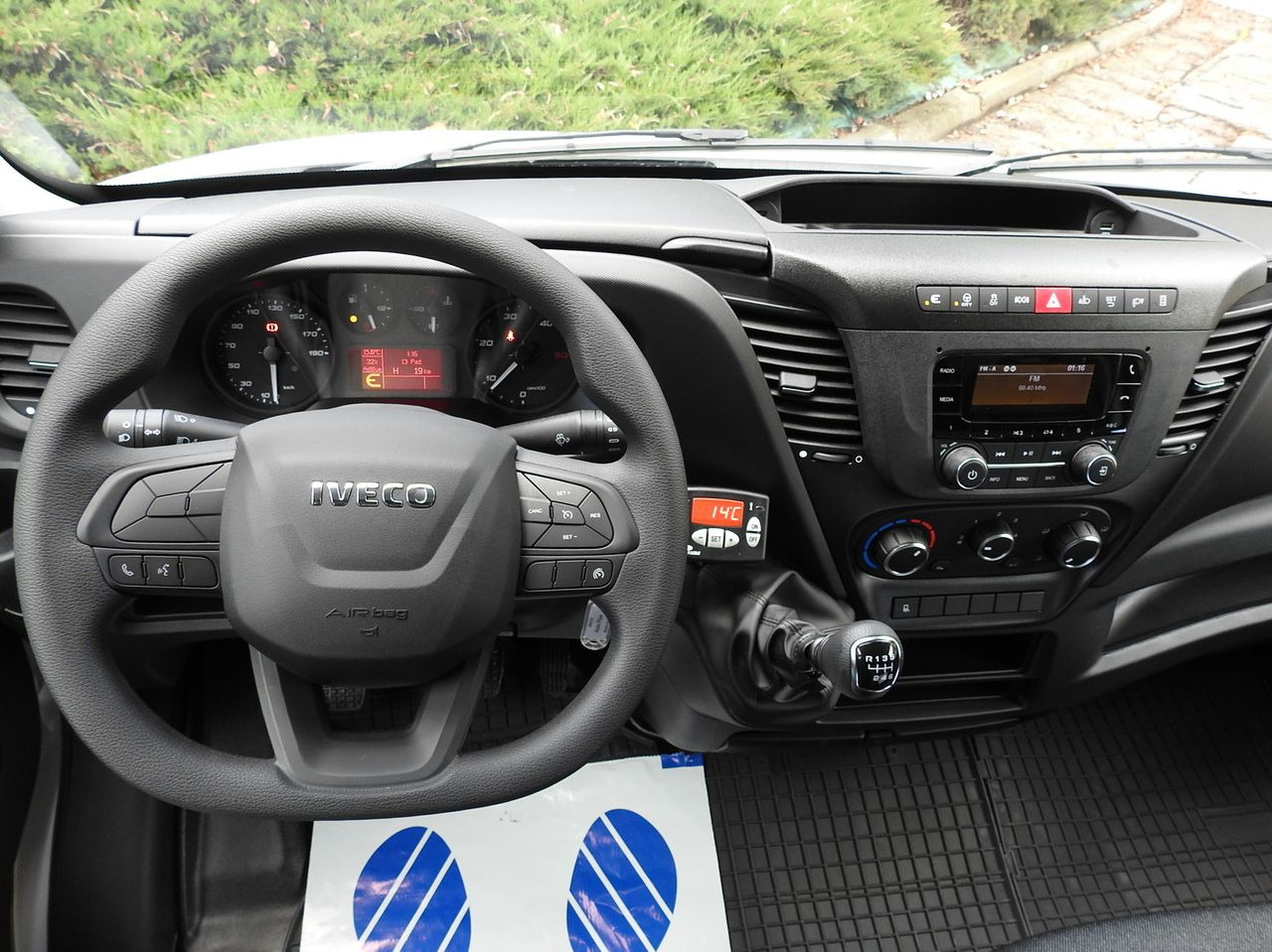 New Refrigerated delivery van IVECO DAILY 35S16 NEW REGRIGERATOR BOX -10*C 8 PALLETS HEATING FUNCTION POWER SUPPLY 230V CRUISE CONTROL AIR CONDITIONING 160HP: picture 35