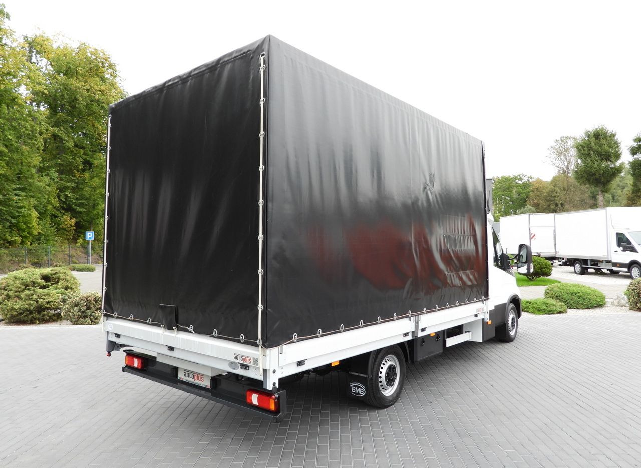 IVECO DAILY 35S18 TARPAULIN 10 PALLETS WEBASTO CRUISE CONTROL PNEUMATICS AIR CONDITIONING  180HP - Curtain side van: picture 3 IVECO DAILY 35S18 TARPAULIN 10 PALLETS WEBASTO CRUISE CONTROL PNEUMATICS AIR CONDITIONING  180HP - Curtain side van: picture 3