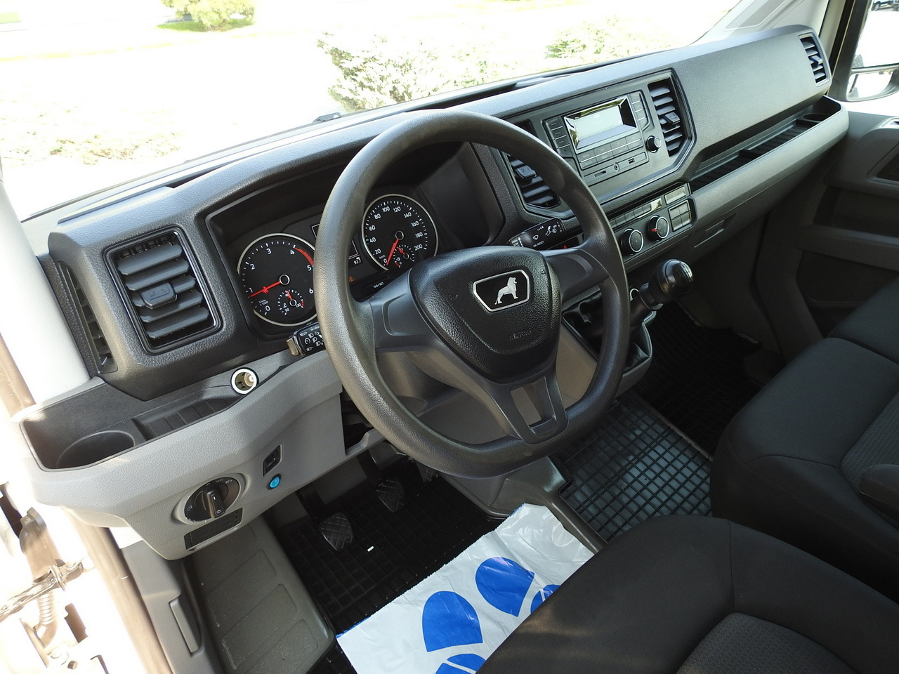 MAN TGE TARPAULIN 10 PALLETS AIR CONDITIONING 180HP - Curtain side van: picture 2 MAN TGE TARPAULIN 10 PALLETS AIR CONDITIONING 180HP - Curtain side van: picture 2