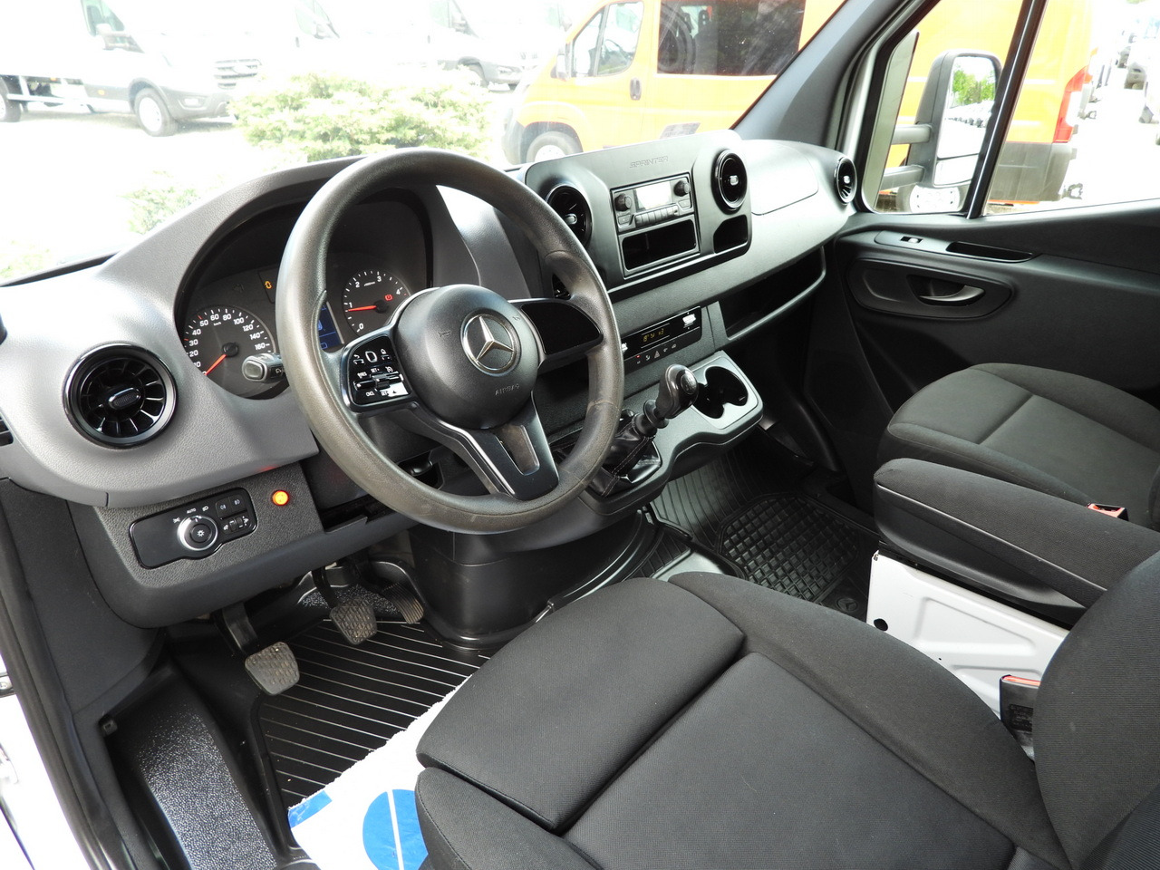 MERCEDES SPRINTER 316 TARPAULIN LIFT 10 PALLETS WEBASTO CRUISE CONTROL PNEUMATICS AIR CONDITIONING 160HP - Curtain side van: picture 2 MERCEDES SPRINTER 316 TARPAULIN LIFT 10 PALLETS WEBASTO CRUISE CONTROL PNEUMATICS AIR CONDITIONING 160HP - Curtain side van: picture 2