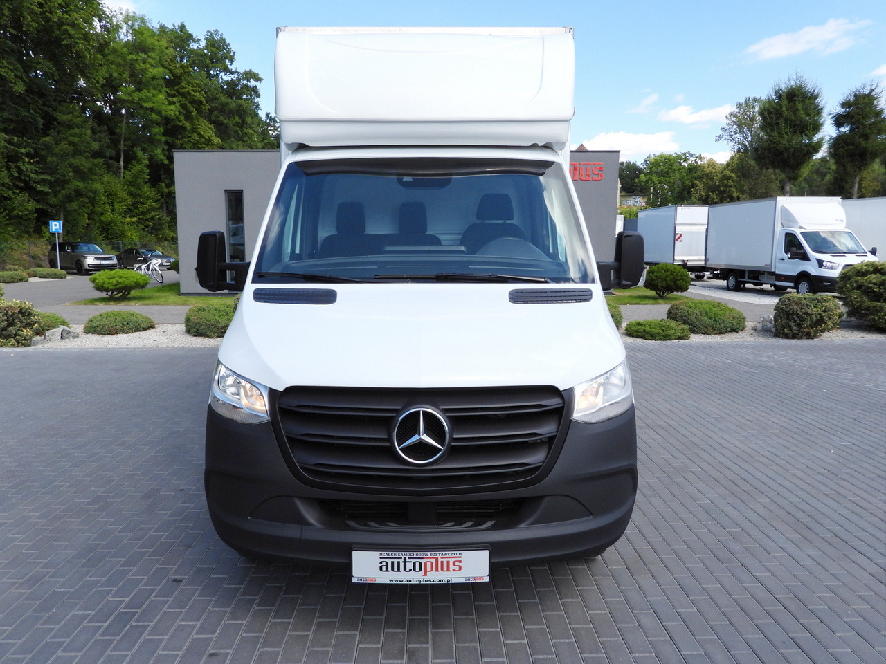 MERCEDES SPRINTER 514 BOX LIFT 8 PALLETS CRUISE CONTROL TWIN WHEELS AIR CONDITIONING  140HP - Closed box van: picture 5 MERCEDES SPRINTER 514 BOX LIFT 8 PALLETS CRUISE CONTROL TWIN WHEELS AIR CONDITIONING  140HP - Closed box van: picture 5