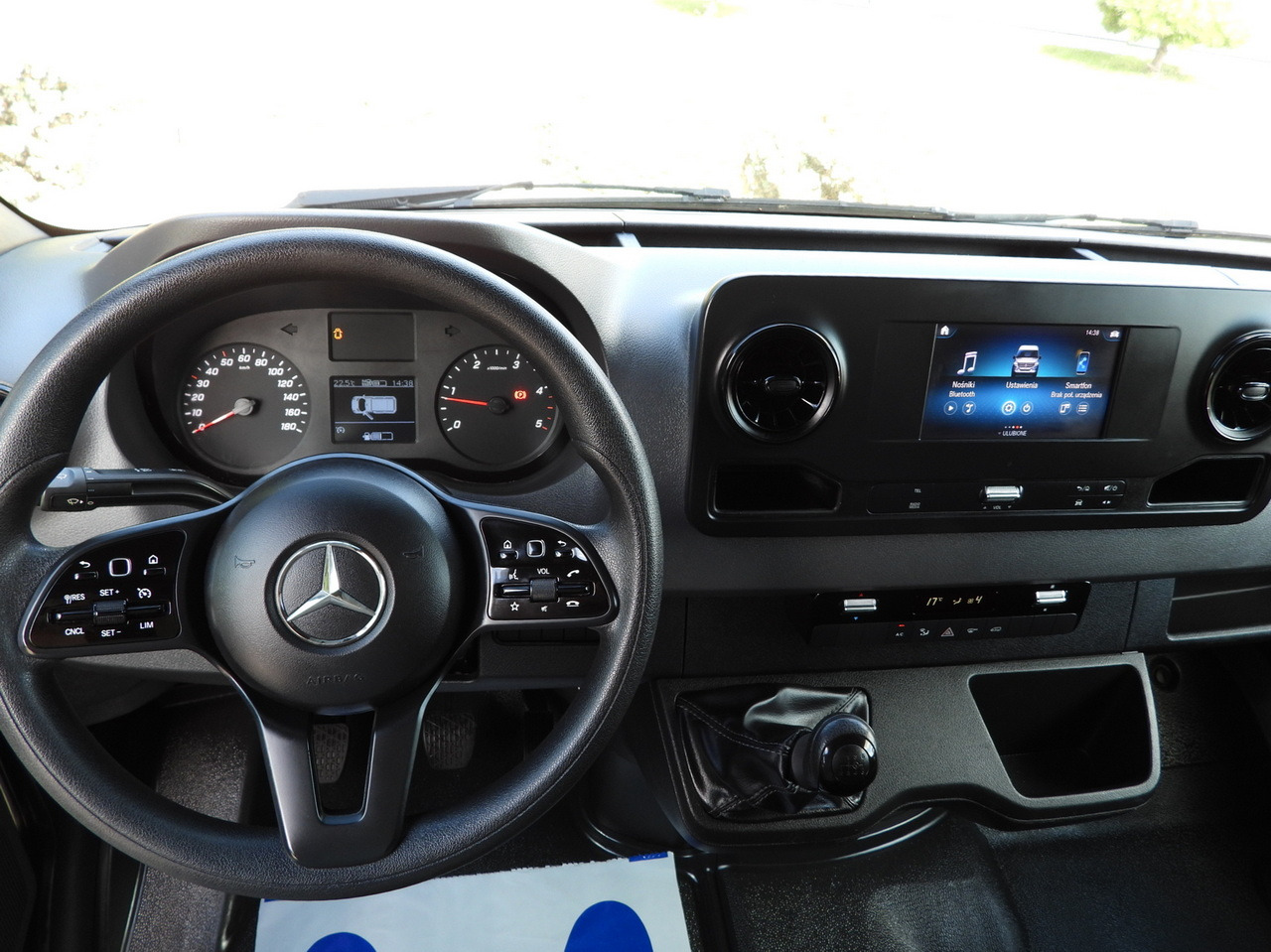 Closed box van MERCEDES SPRINTER 514 BOX LIFT 8 PALLETS CRUISE CONTROL TWIN WHEELS AIR CONDITIONING  140HP: picture 26