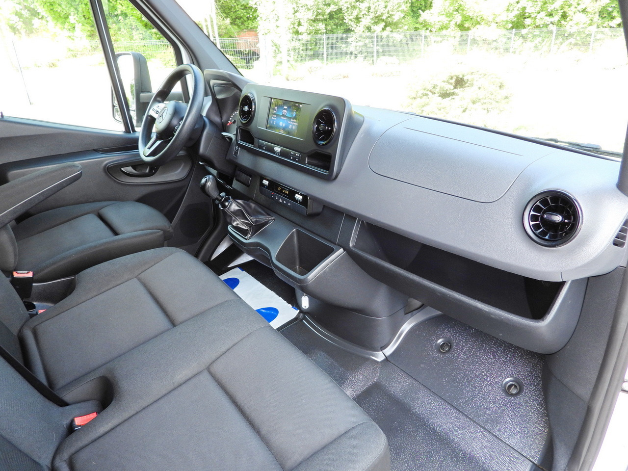Closed box van MERCEDES SPRINTER 514 BOX LIFT 8 PALLETS CRUISE CONTROL TWIN WHEELS AIR CONDITIONING  140HP: picture 38