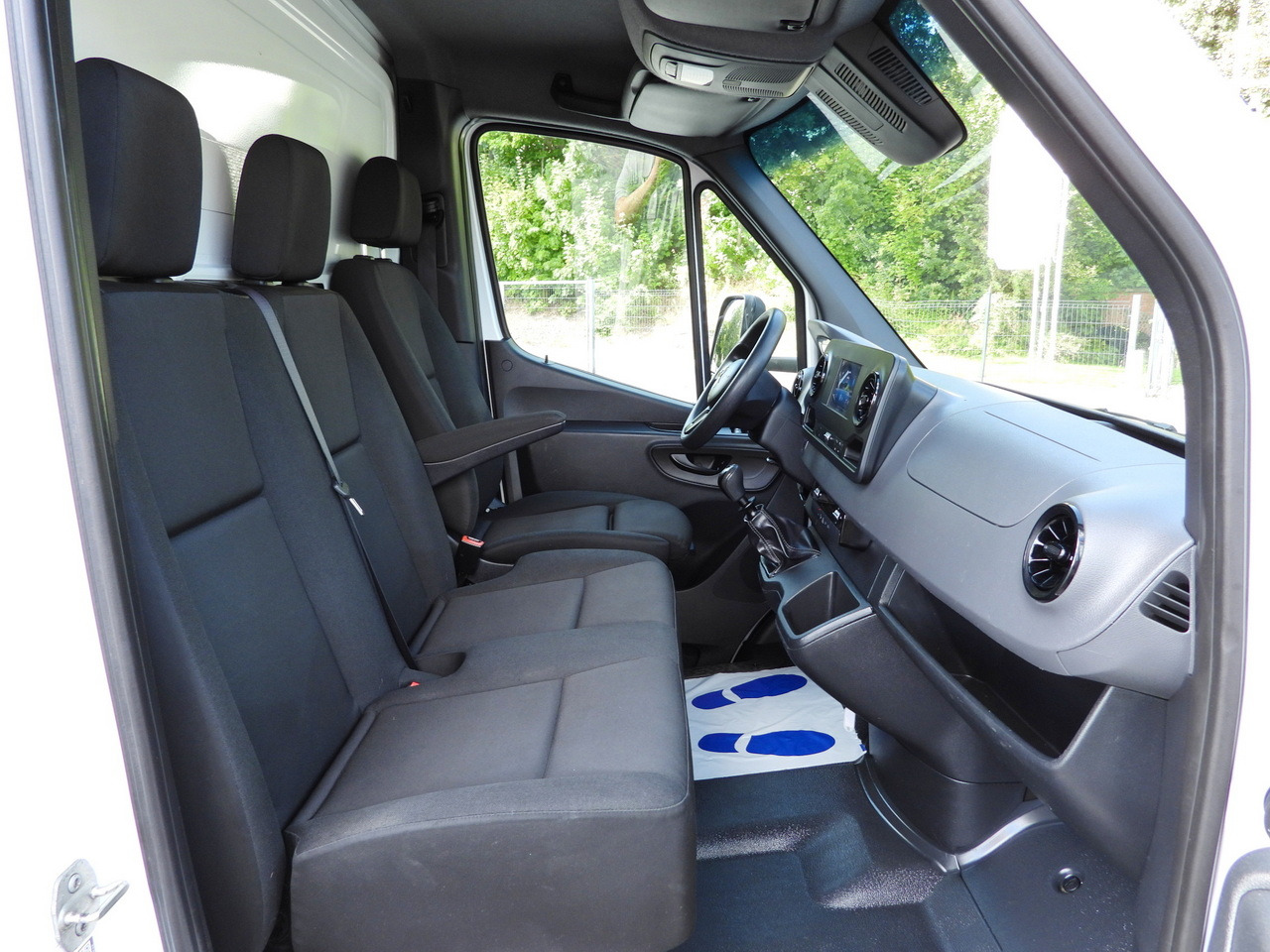 Closed box van MERCEDES SPRINTER 514 BOX LIFT 8 PALLETS CRUISE CONTROL TWIN WHEELS AIR CONDITIONING  140HP: picture 36