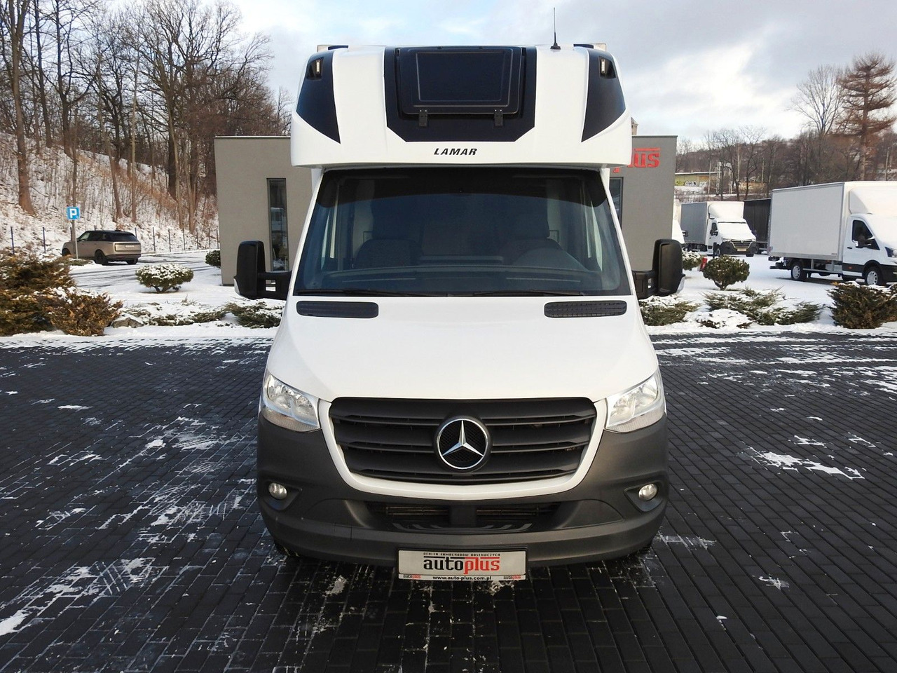 Mercedes-Benz SPRINTER 316 PRITSCHE PLANE 8 PALETTEN WEBASTO - Curtain side van, Crew cab van: picture 5 Mercedes-Benz SPRINTER 316 PRITSCHE PLANE 8 PALETTEN WEBASTO - Curtain side van, Crew cab van: picture 5