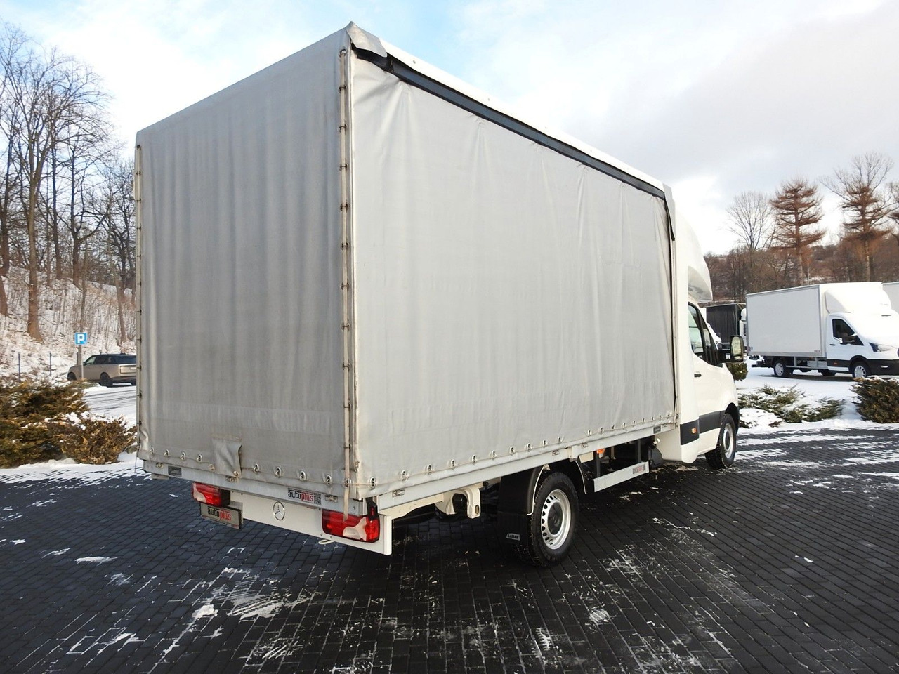 Mercedes-Benz SPRINTER 316 PRITSCHE PLANE 8 PALETTEN WEBASTO - Curtain side van, Crew cab van: picture 3 Mercedes-Benz SPRINTER 316 PRITSCHE PLANE 8 PALETTEN WEBASTO - Curtain side van, Crew cab van: picture 3