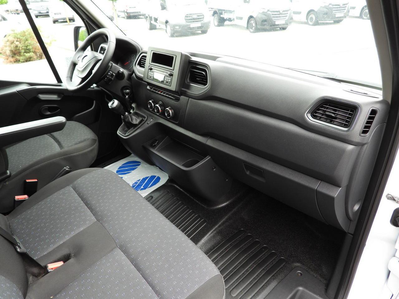 Panel van OPEL MOVANO  BOX DELIVERY VAN 7 SEATS CRUISE CONTROL LED LIGHTS AIR CONDITIONING  135HP: picture 35 Panel van OPEL MOVANO  BOX DELIVERY VAN 7 SEATS CRUISE CONTROL LED LIGHTS AIR CONDITIONING  135HP: picture 35