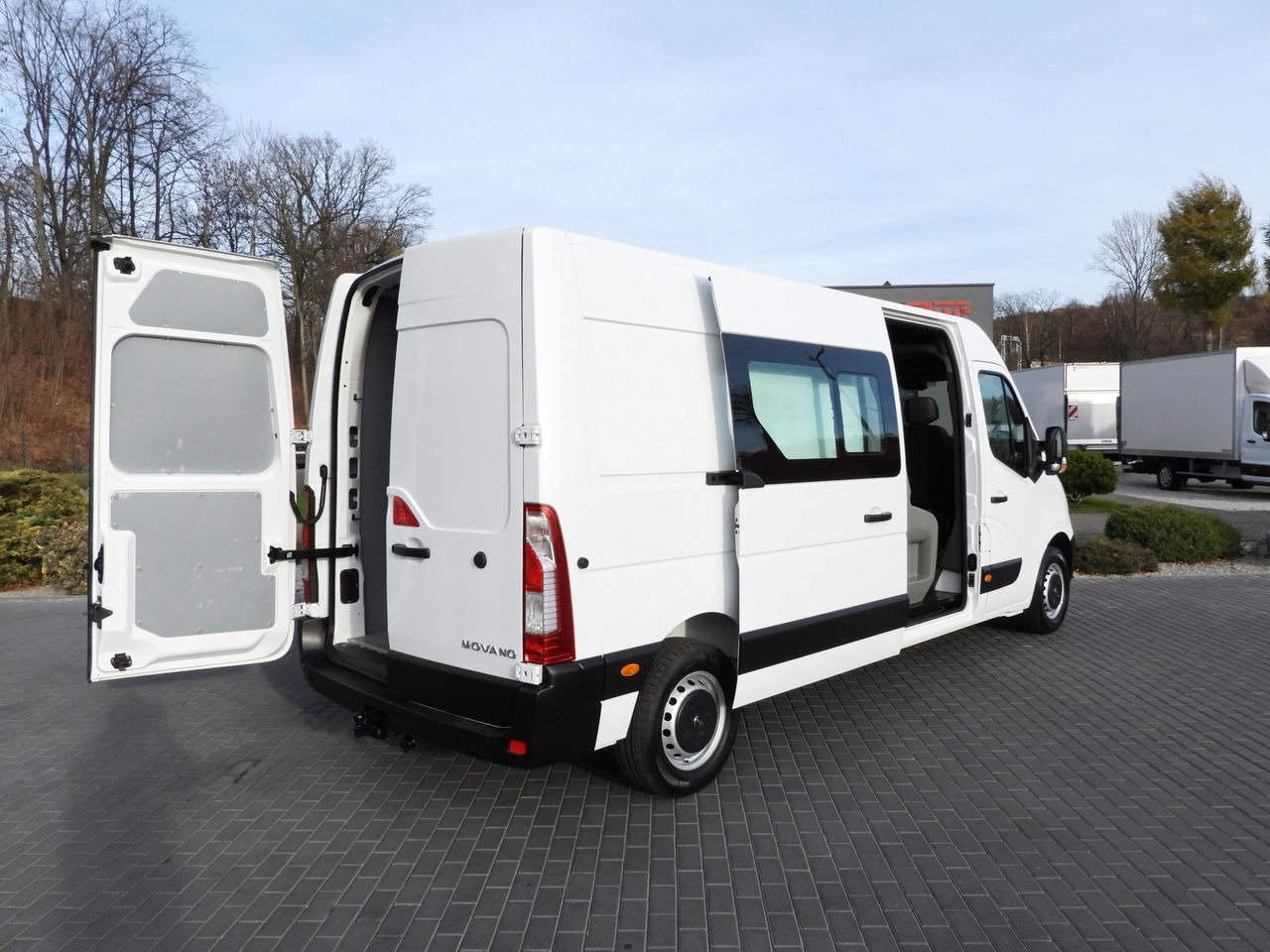 OPEL MOVANO BOX DELIVERY VAN 7 SEATS LED LIGHTS 135HP - Panel van: picture 3 OPEL MOVANO BOX DELIVERY VAN 7 SEATS LED LIGHTS 135HP - Panel van: picture 3
