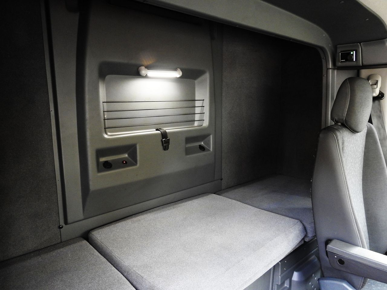 Leasing of OPEL MOVANO TARPAULIN 10 PALLETS WEBASTO CRUISE CONTROL LED LIGHTS PNEUMATICS AIR CONDITIONING  165HP OPEL MOVANO TARPAULIN 10 PALLETS WEBASTO CRUISE CONTROL LED LIGHTS PNEUMATICS AIR CONDITIONING  165HP: picture 46 Leasing of OPEL MOVANO TARPAULIN 10 PALLETS WEBASTO CRUISE CONTROL LED LIGHTS PNEUMATICS AIR CONDITIONING  165HP OPEL MOVANO TARPAULIN 10 PALLETS WEBASTO CRUISE CONTROL LED LIGHTS PNEUMATICS AIR CONDITIONING  165HP: picture 46