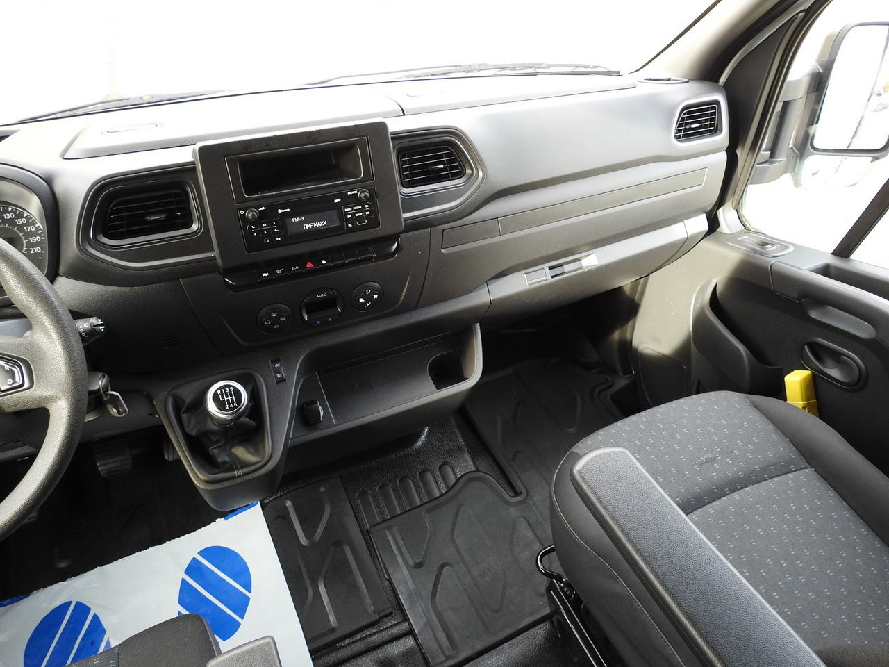 Leasing of OPEL MOVANO TARPAULIN 10 PALLETS WEBASTO CRUISE CONTROL LED LIGHTS PNEUMATICS AIR CONDITIONING  165HP OPEL MOVANO TARPAULIN 10 PALLETS WEBASTO CRUISE CONTROL LED LIGHTS PNEUMATICS AIR CONDITIONING  165HP: picture 37 Leasing of OPEL MOVANO TARPAULIN 10 PALLETS WEBASTO CRUISE CONTROL LED LIGHTS PNEUMATICS AIR CONDITIONING  165HP OPEL MOVANO TARPAULIN 10 PALLETS WEBASTO CRUISE CONTROL LED LIGHTS PNEUMATICS AIR CONDITIONING  165HP: picture 37