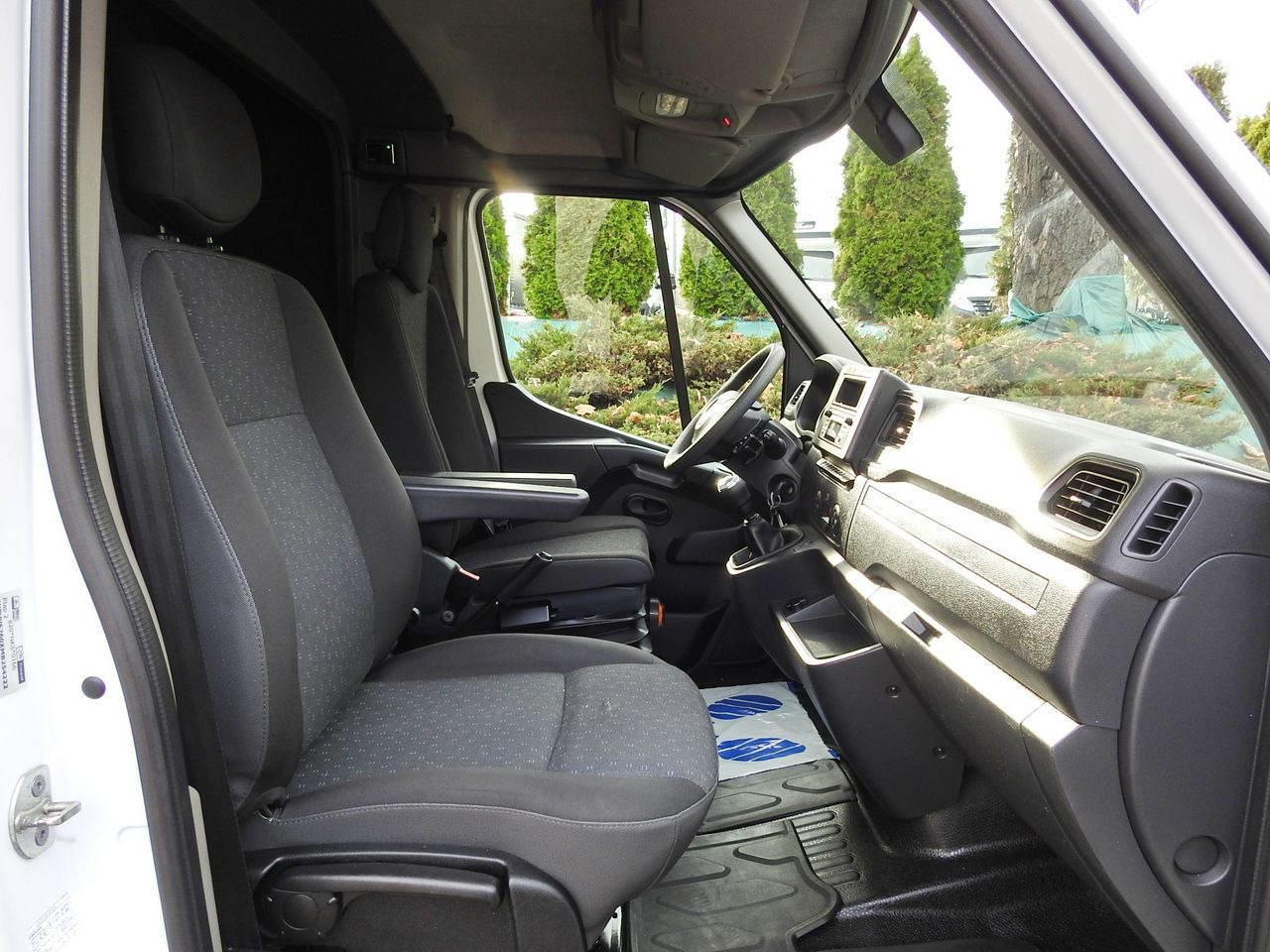 Leasing of OPEL MOVANO TARPAULIN 10 PALLETS WEBASTO CRUISE CONTROL LED LIGHTS PNEUMATICS AIR CONDITIONING  165HP OPEL MOVANO TARPAULIN 10 PALLETS WEBASTO CRUISE CONTROL LED LIGHTS PNEUMATICS AIR CONDITIONING  165HP: picture 42 Leasing of OPEL MOVANO TARPAULIN 10 PALLETS WEBASTO CRUISE CONTROL LED LIGHTS PNEUMATICS AIR CONDITIONING  165HP OPEL MOVANO TARPAULIN 10 PALLETS WEBASTO CRUISE CONTROL LED LIGHTS PNEUMATICS AIR CONDITIONING  165HP: picture 42