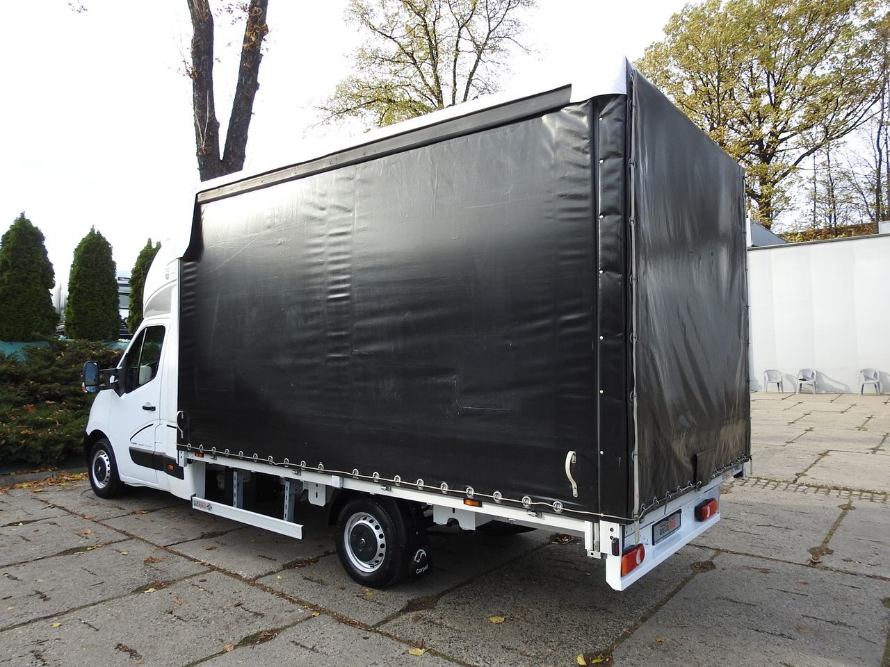 Leasing of OPEL MOVANO TARPAULIN 10 PALLETS WEBASTO CRUISE CONTROL LED LIGHTS PNEUMATICS AIR CONDITIONING  165HP OPEL MOVANO TARPAULIN 10 PALLETS WEBASTO CRUISE CONTROL LED LIGHTS PNEUMATICS AIR CONDITIONING  165HP: picture 10 Leasing of OPEL MOVANO TARPAULIN 10 PALLETS WEBASTO CRUISE CONTROL LED LIGHTS PNEUMATICS AIR CONDITIONING  165HP OPEL MOVANO TARPAULIN 10 PALLETS WEBASTO CRUISE CONTROL LED LIGHTS PNEUMATICS AIR CONDITIONING  165HP: picture 10