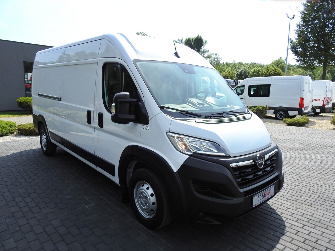 OPEL MOVANO VAN CRUISE CONTROL AIR CONDITIONING 140HP - Panel van: picture 4 OPEL MOVANO VAN CRUISE CONTROL AIR CONDITIONING 140HP - Panel van: picture 4