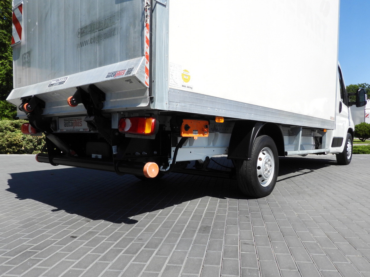 Closed box van PEUGEOT BOXER BOX LIFT 8 PALLETS CRUISE CONTROL AIR CONDITIONING 130HP: picture 22 Closed box van PEUGEOT BOXER BOX LIFT 8 PALLETS CRUISE CONTROL AIR CONDITIONING 130HP: picture 22